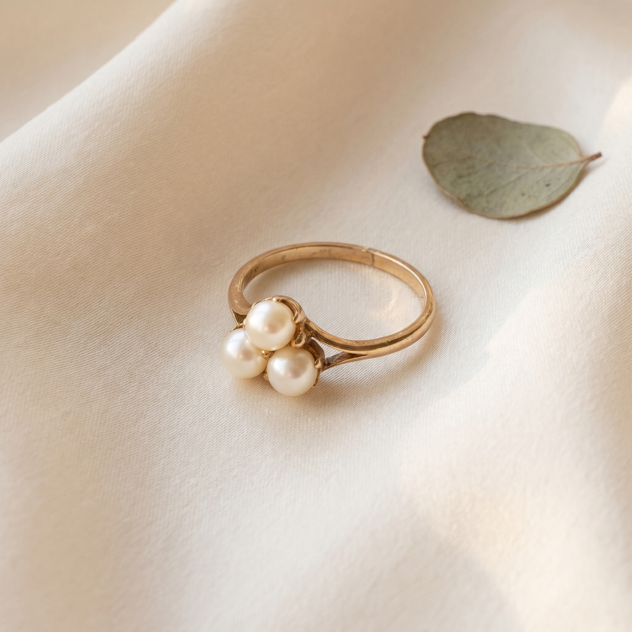The Maya — Pearl Cluster Ring